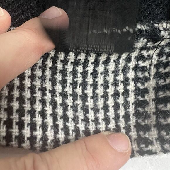 STEVE MADDEN Womens Plaid Poncho Grey & Black One Size Fits Most Herringbone - Picture 5 of 10